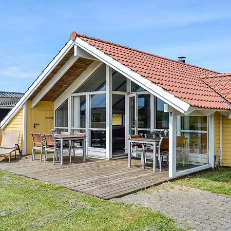 Solsikken Feriehus *